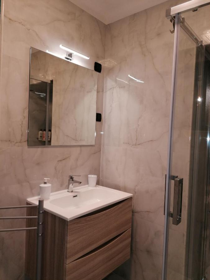Casacasetta Suite Appartamento Indipendente 타란토 외부 사진